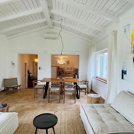 Luxury Villa In Istria - 9,000 Sqm Private Estate With Pool & Sauna, 15 Min To Sea, Near Fazana, 3 Bedrooms Juršići エクステリア 写真