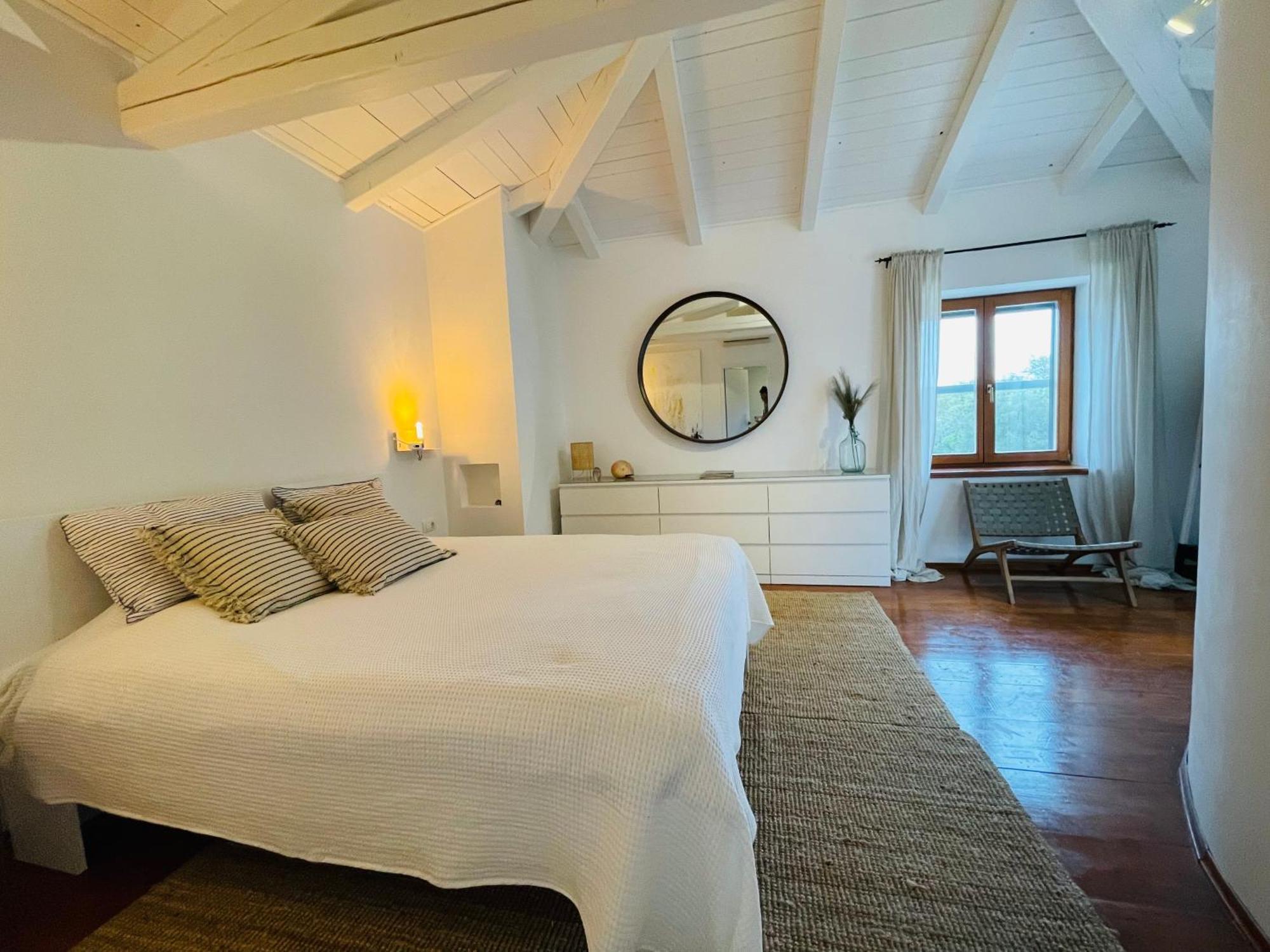 Luxury Villa In Istria - 9,000 Sqm Private Estate With Pool & Sauna, 15 Min To Sea, Near Fazana, 3 Bedrooms Juršići エクステリア 写真