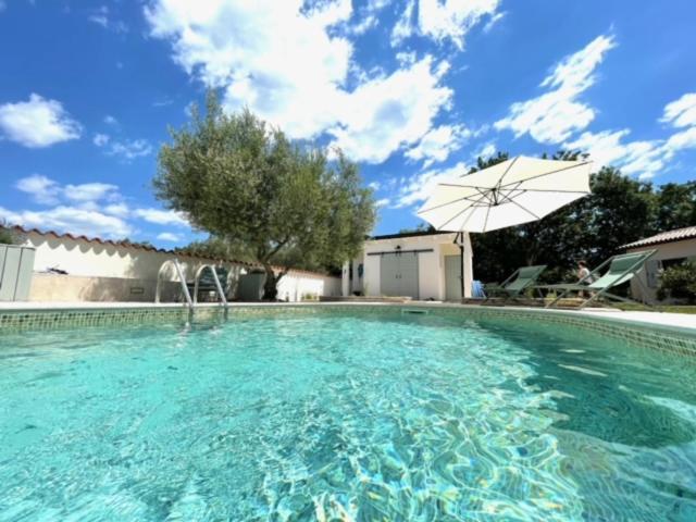 Luxury Villa In Istria - 9,000 Sqm Private Estate With Pool & Sauna, 15 Min To Sea, Near Fazana, 3 Bedrooms Juršići エクステリア 写真